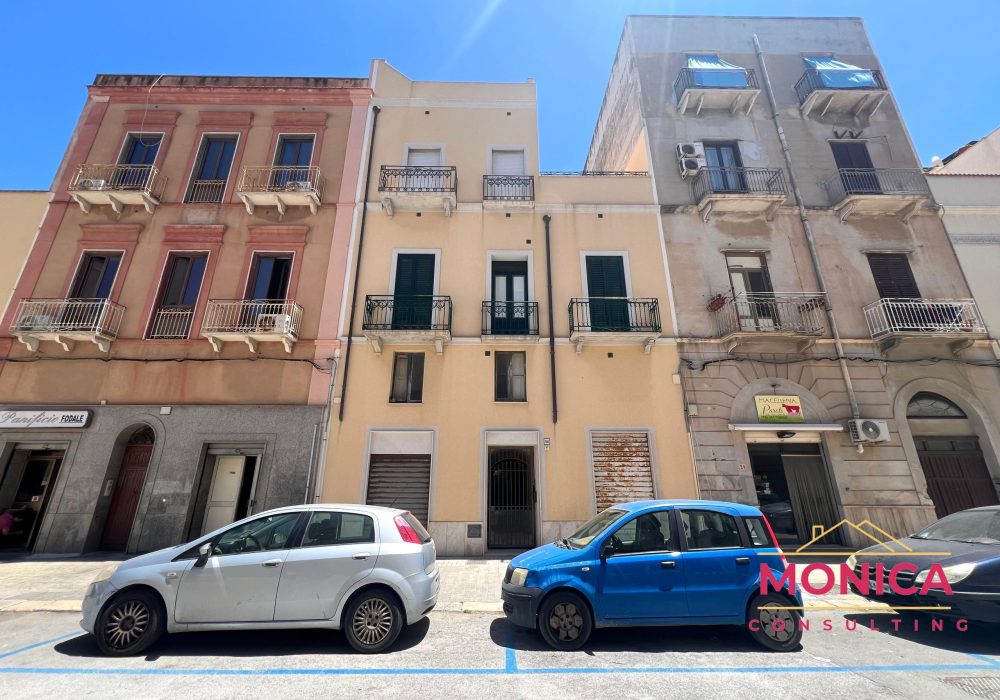 VIA COLONNELLO ROMEY 28