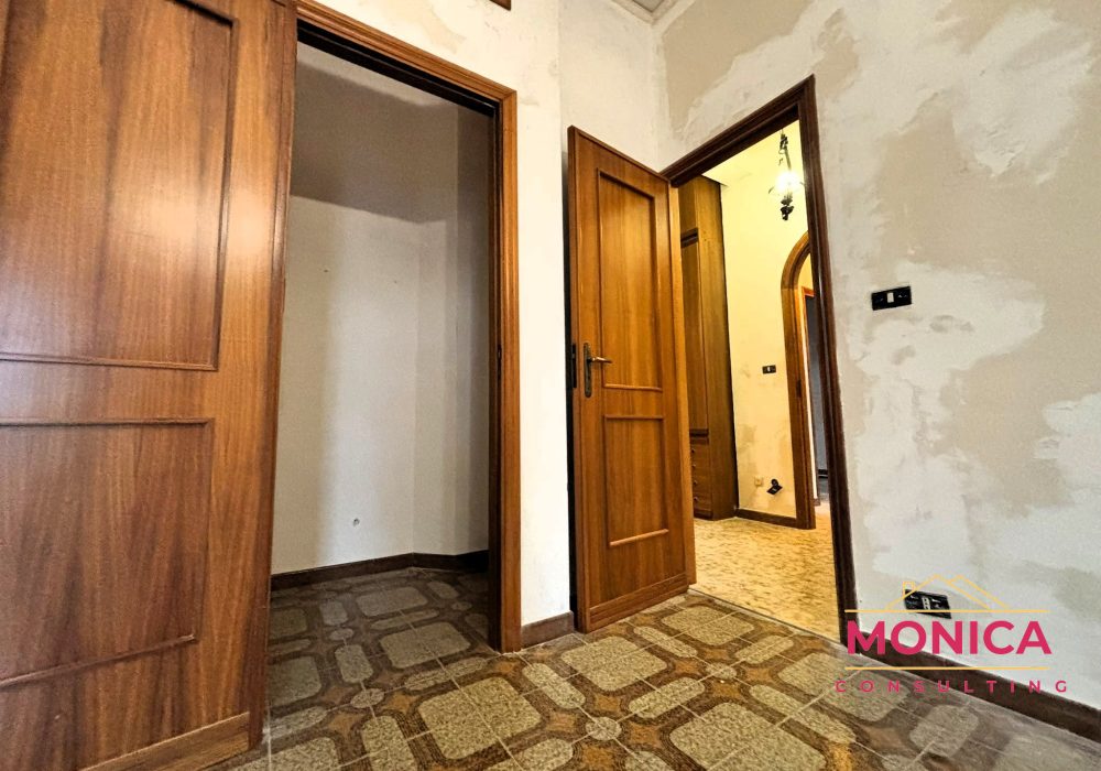 VIA TENENTE RAFFAELE AUGUGLIARO 19