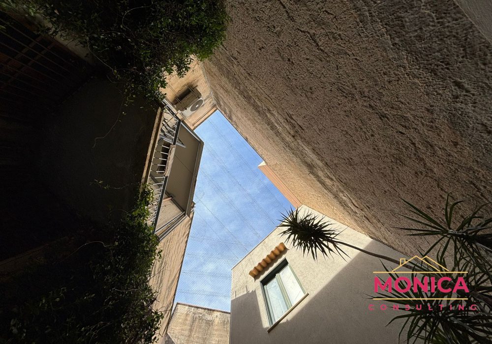 VIA SALVATORE LONERO 37