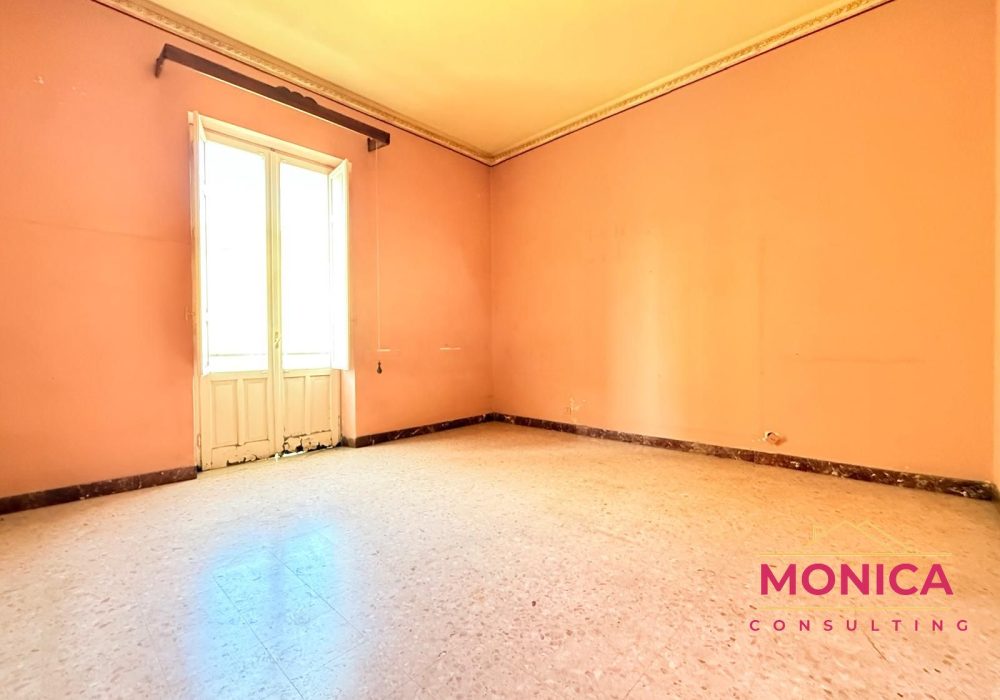 VIA SALVATORE LONERO 37