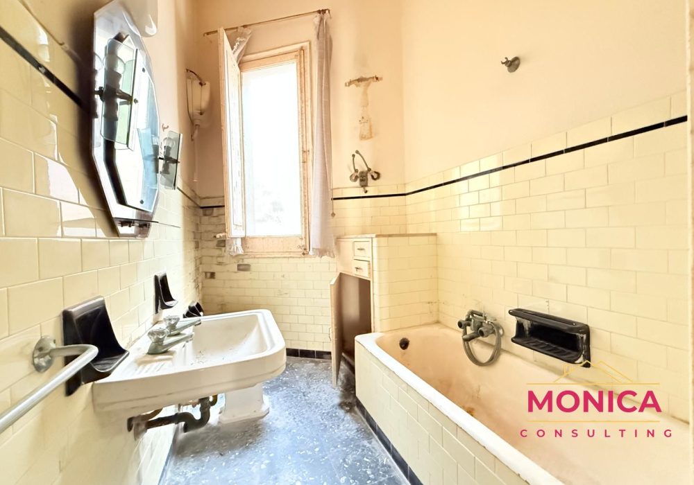 VIA SALVATORE LONERO 37