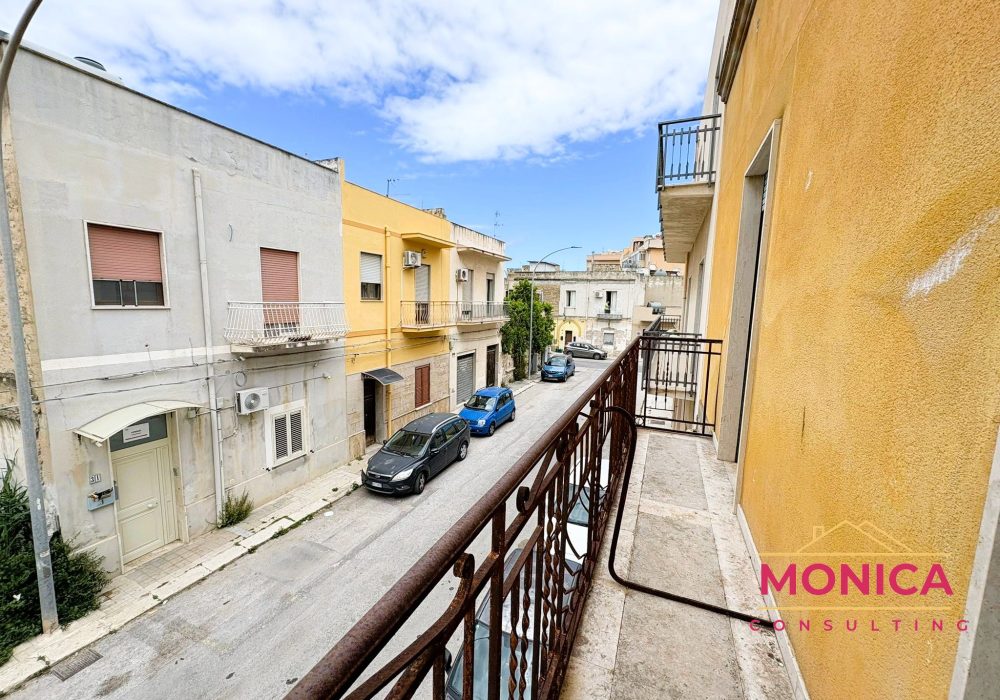 VIA DEL MANDORLO 60