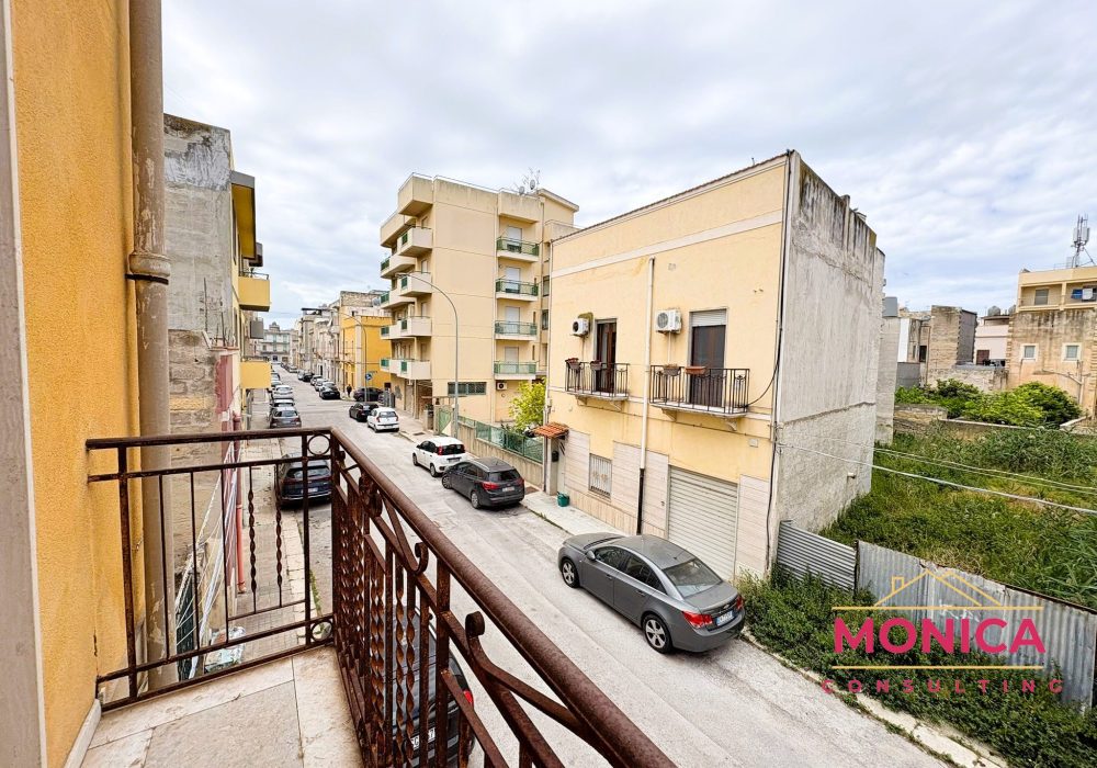VIA DEL MANDORLO 60
