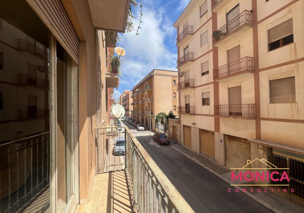 VIA DELLE ACACIE 77