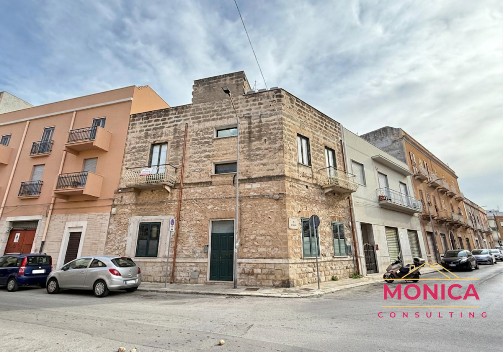 VIA SALVATORE LONERO 37