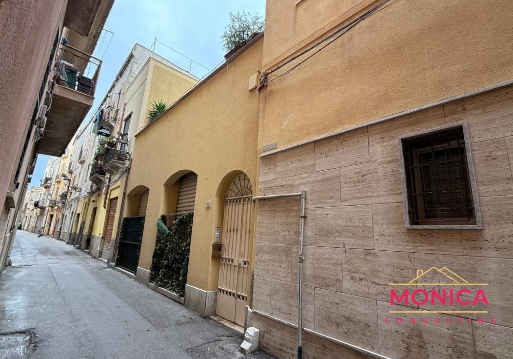 VIA POETA CALVINO 55