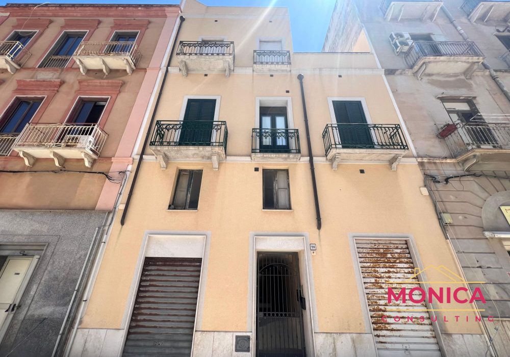 VIA COLONNELLO ROMEY 28