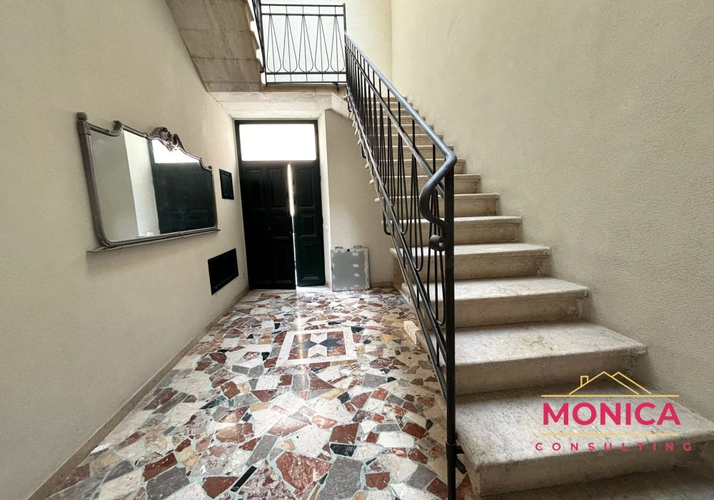 VIA SALVATORE LONERO 37