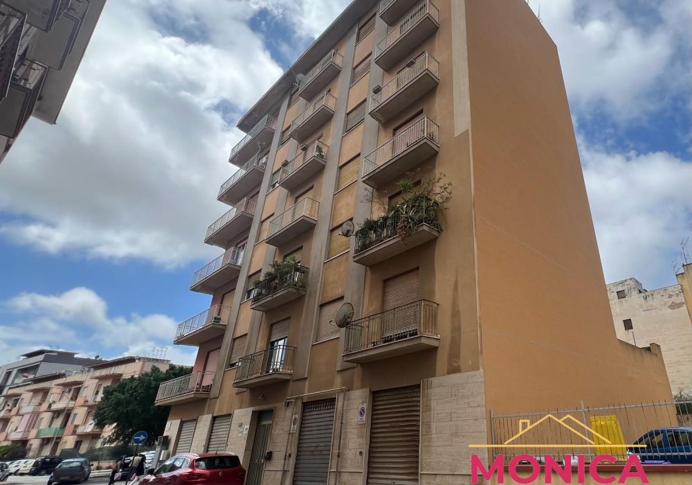 VIA DELLE ACACIE 77