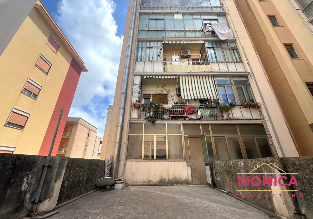 VIA DELLE ACACIE 77
