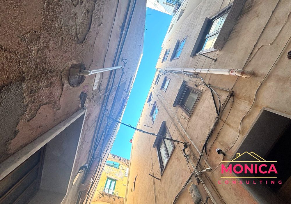 VIA CUSTONACI 60