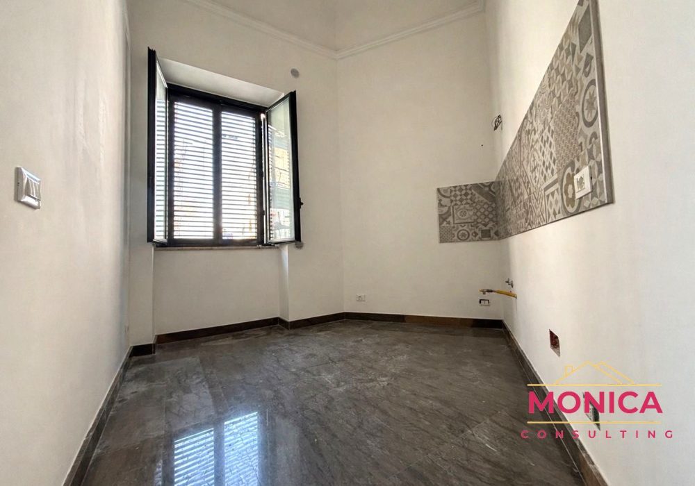 VIA SALVATORE LONERO 37