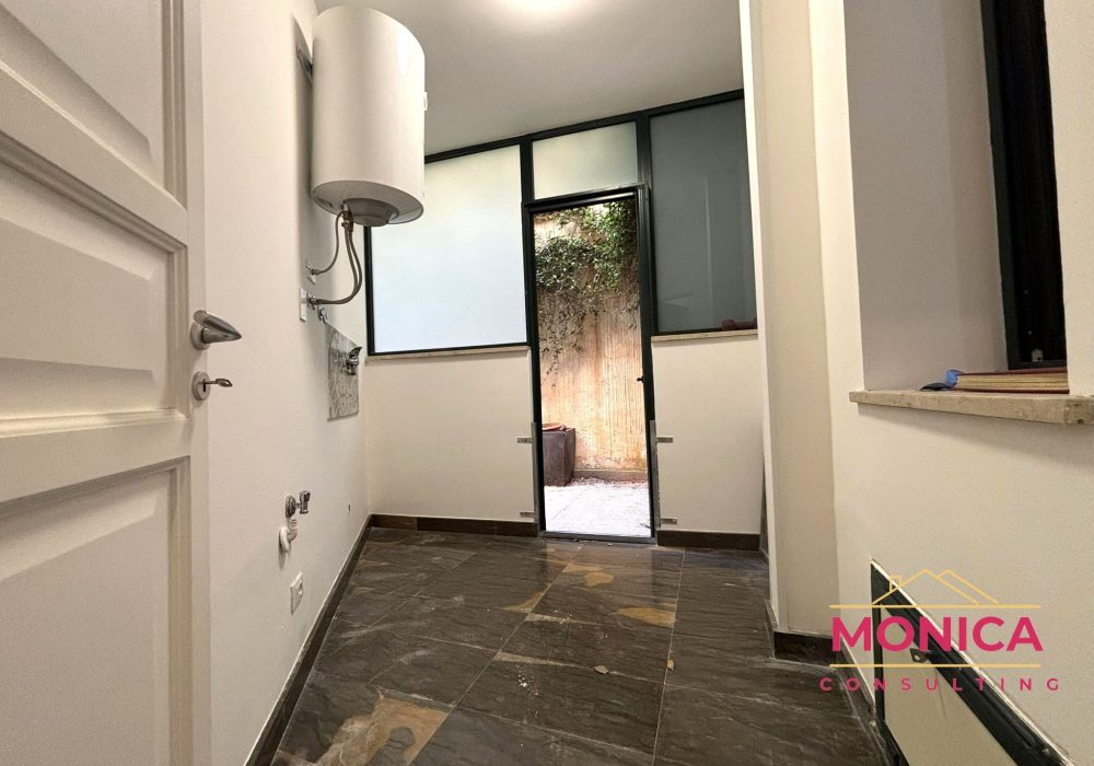 VIA SALVATORE LONERO 37