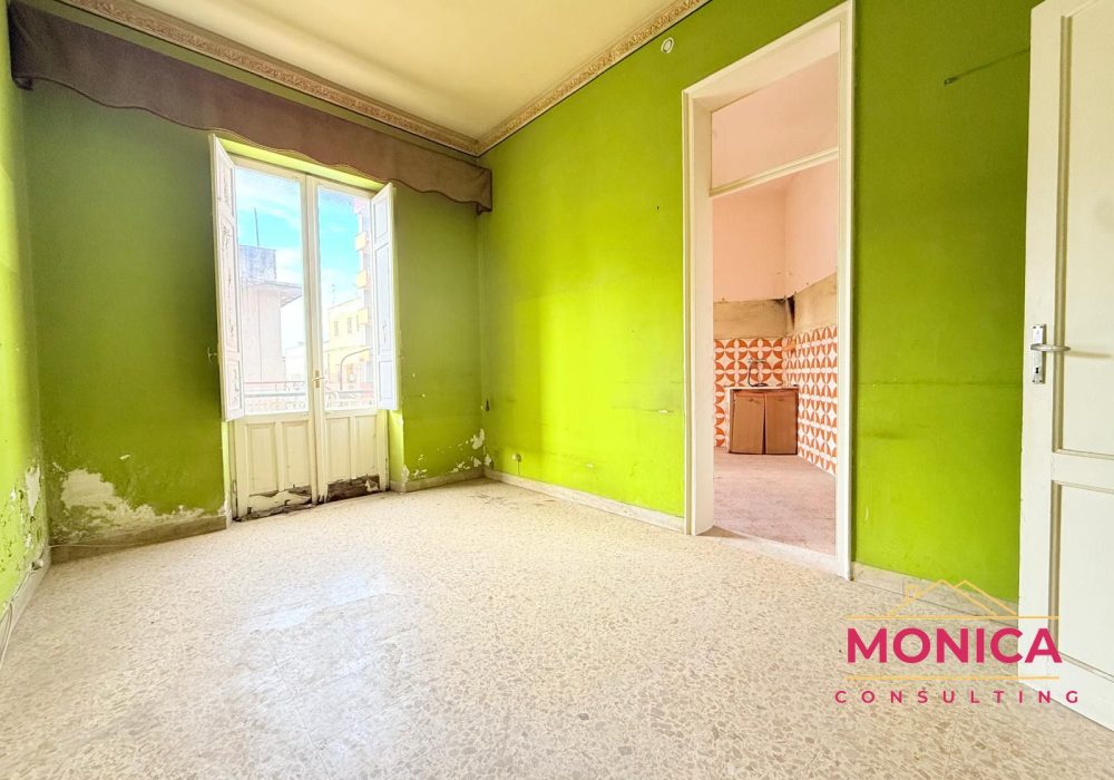 VIA SALVATORE LONERO 37