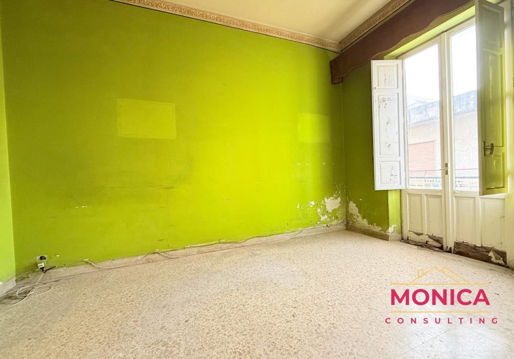 VIA SALVATORE LONERO 37